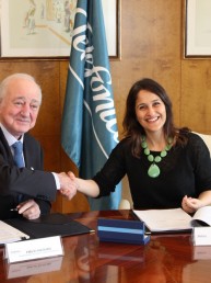 Emilio Gilolmo, vicepresidente ejecutivo de Fundación Telefónica, y Kiran Bir Sethi, fundadora de Design for Change.