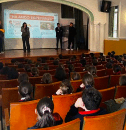 Participación en la iniciativa Hilando Esperanza del Colegio Esclavas de Córdoba